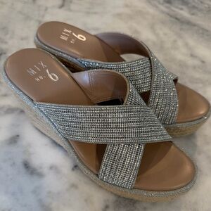 Mix No.6 silver sparkle wedge sandals (Jennesa)
